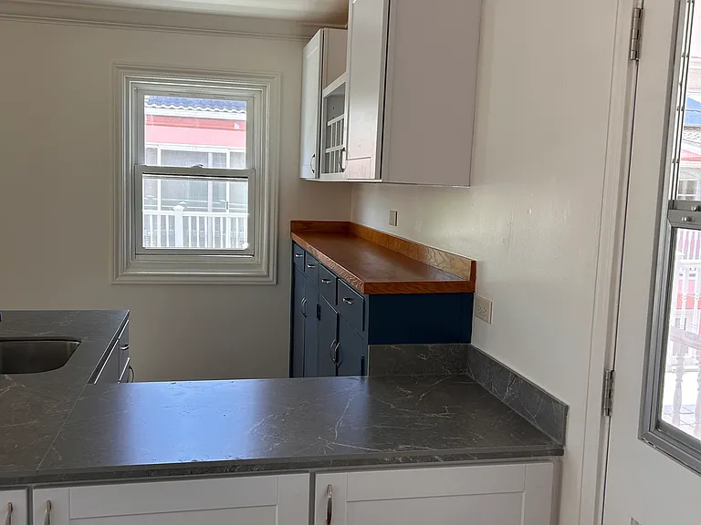 7005 Kalanianaole Hwy — Photo 3