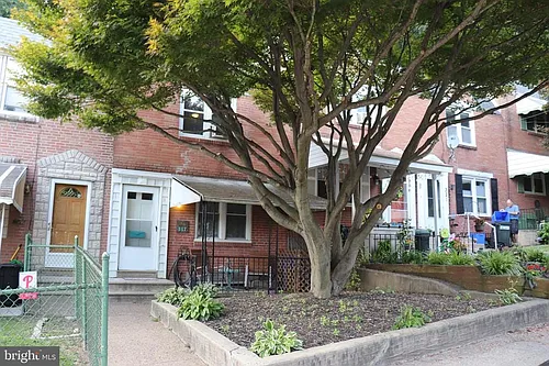 317 W Salaignac St Photo 1 317 W Salaignac St Photo 1