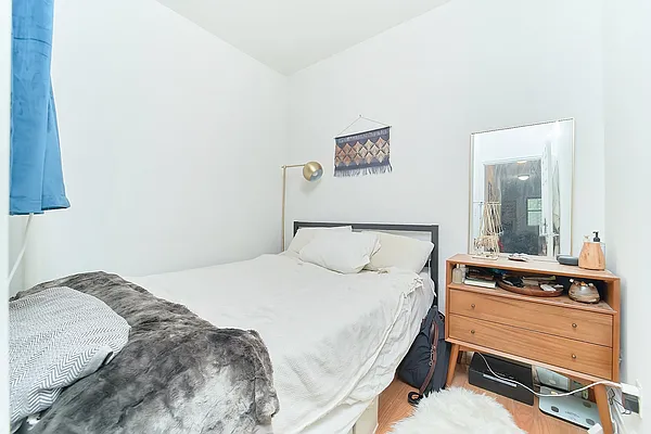 Rented by Living New York | media 10