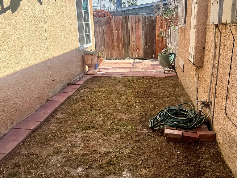 5848 Gardenia Ave #5848 — Photo 8