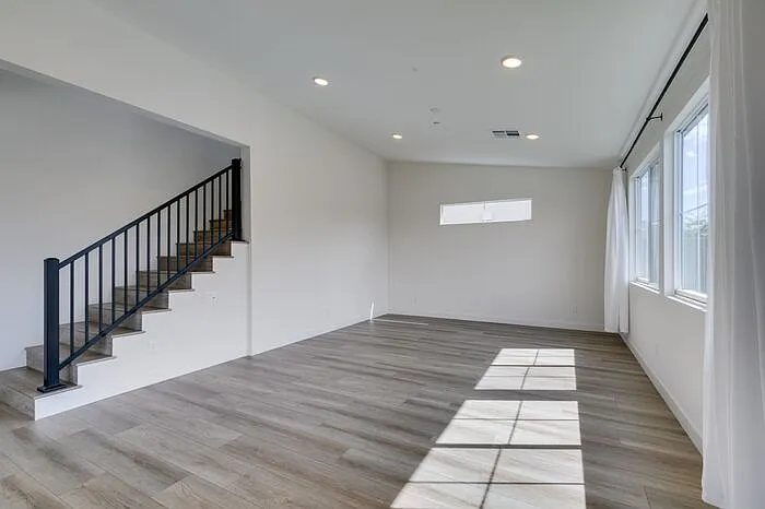 759 Faircliff Ct — Photo 8