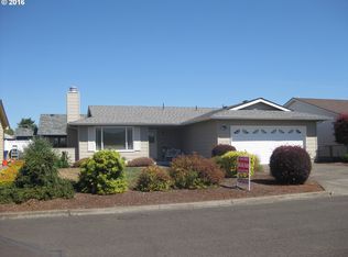 1389 Vanderbeck Ln, Woodburn, OR 97071