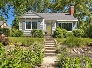 509 Colfax Ave, Grand Haven, MI 49417