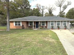 5664 Harper Rd, Keithville, LA 71047