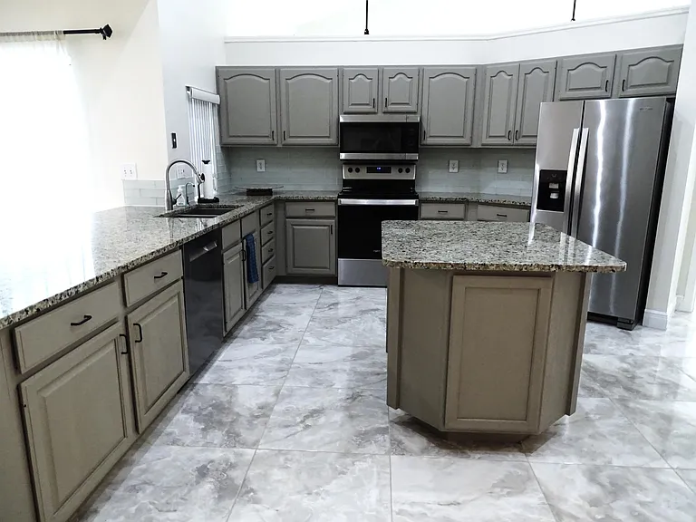 6325 Winding Lake Dr — Photo 7
