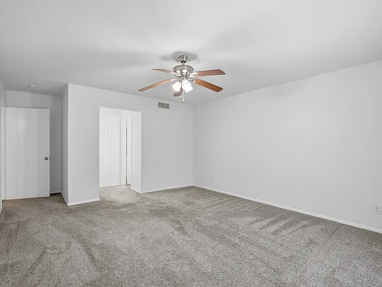 11231 Park Central Pl — Photo 29