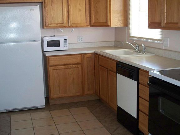 4th image of 3416 Lynette Dr