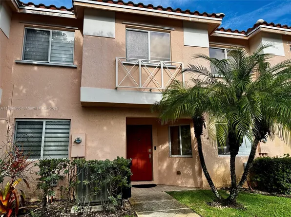 804 NW 208th Cir, Pembroke Pines, FL 33029