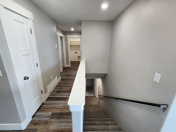 4th image of 3770 Ola Vista Ave