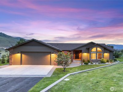 35 Chestnut Street, Chelan, WA, 98816