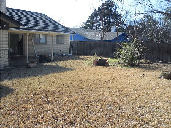2nd image of 7409 Yolanda Dr