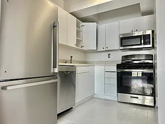 343 West 51st Street, #7C