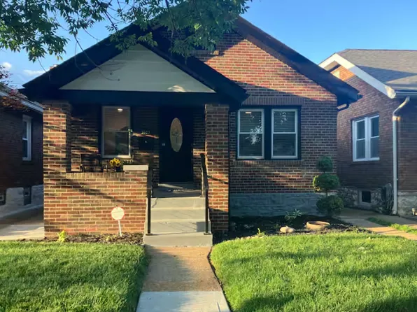 3807 Burgen Ave, Saint Louis, MO 63116