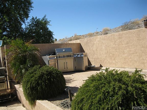 3rd image of 2889 Desert Trail Dr