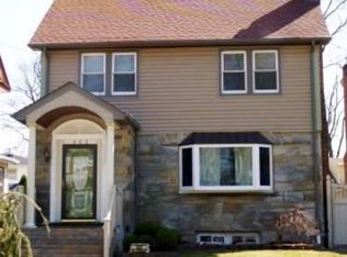 562 E Grant Ave, Roselle Park, NJ 07204