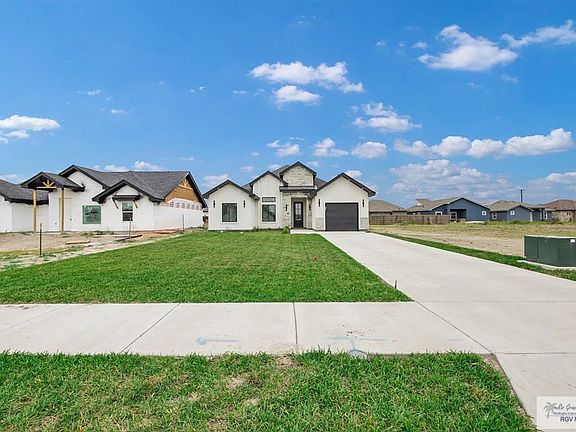 3rd image of 704 Mandelos Dr