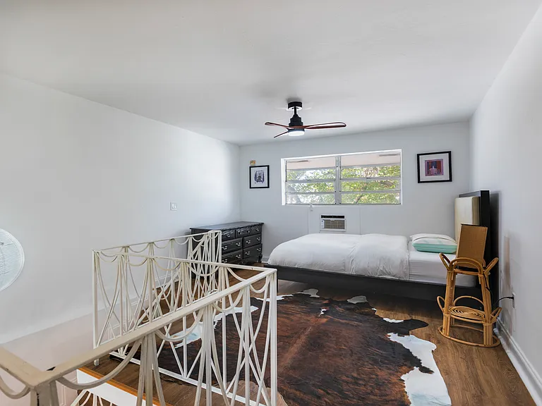 421 NE 68th St #7 — Photo 10