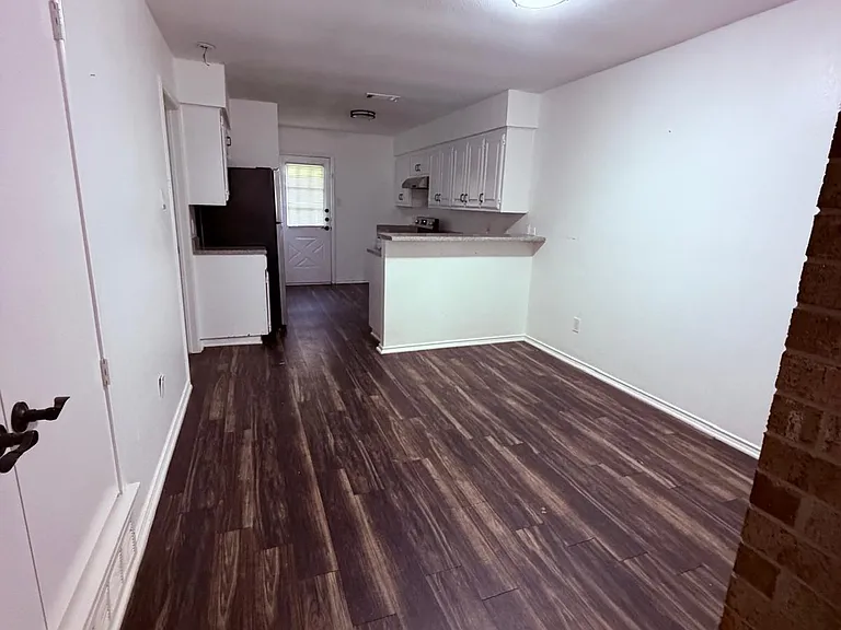 6310 Shasta Trl — Photo 3