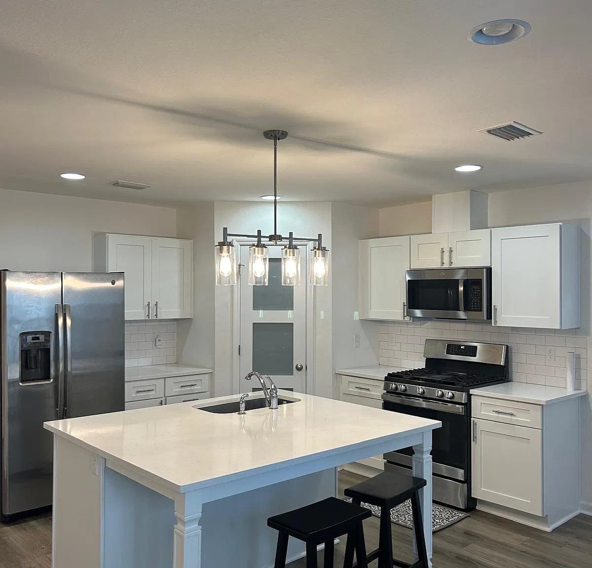 3647 Meadow Vista Ln — Photo 2
