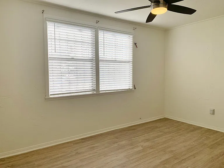 Bedroom (1)