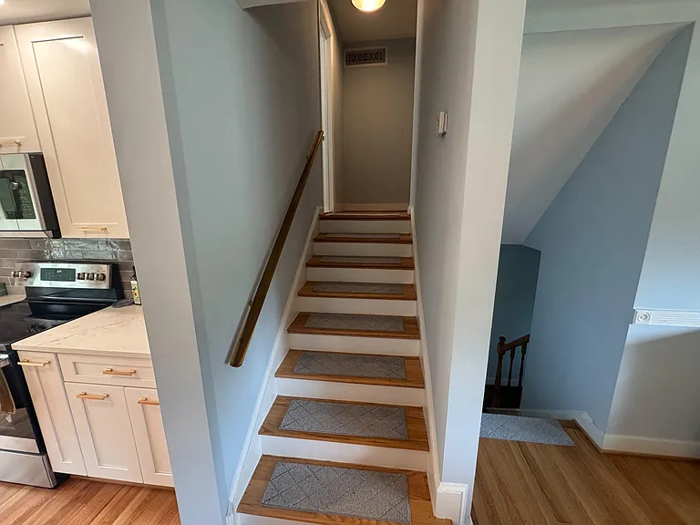 1100 Maple Ave E — Photo 33
