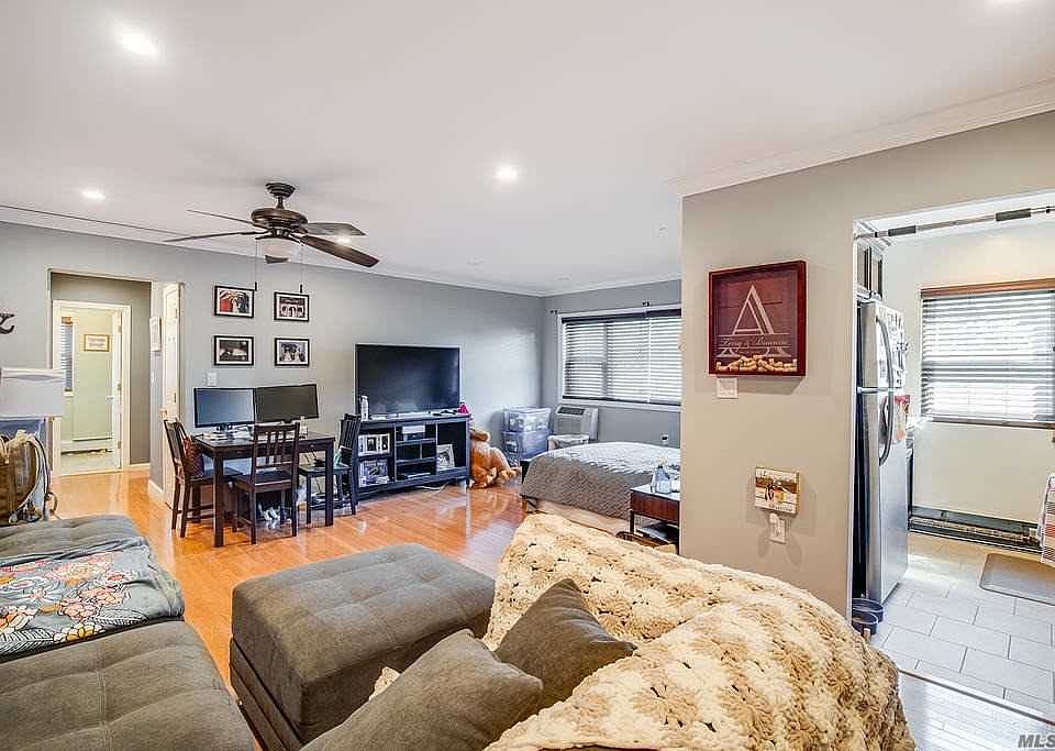 1st image of 4 Rose St #B1
