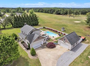 1606 Scuffletown Rd, Fountain Inn, SC 29644