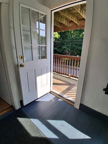 16 Poland St #3 Photo 1