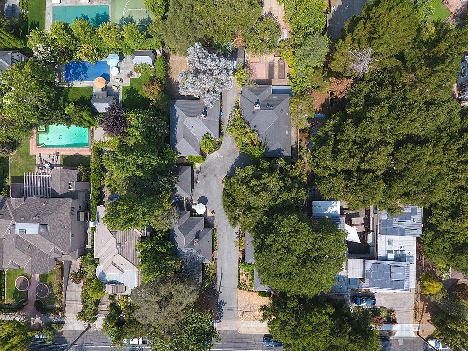 1st image of 231 Churchill Ave