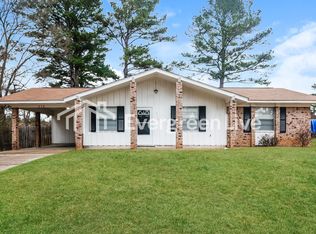 210 Nelson Cir, Pearl, MS 39208