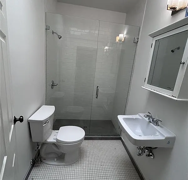 156 E 8th Ave #11 — Photo 9
