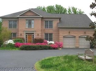 2231 Military Rd, Arlington, VA 22207