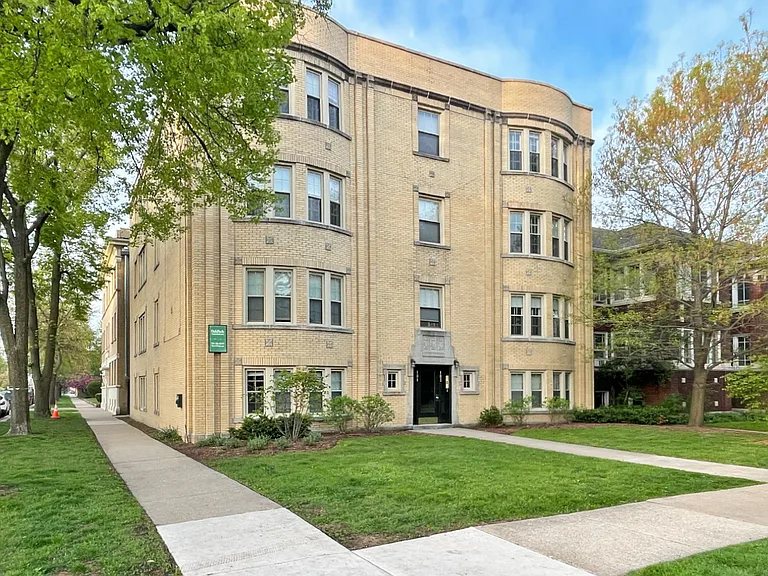 409-411 S. Taylor Ave. and 101-103 Washington Blvd. — Photo 14