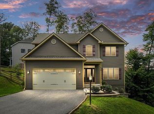 6804 Oakcrest Ct, New Market, MD 21774