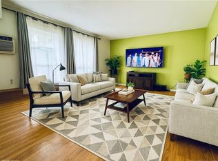 18 Wellington Dr #18, Farmington, CT 06032