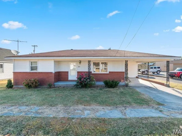 22 N New Madrid St, Benton, MO 63736