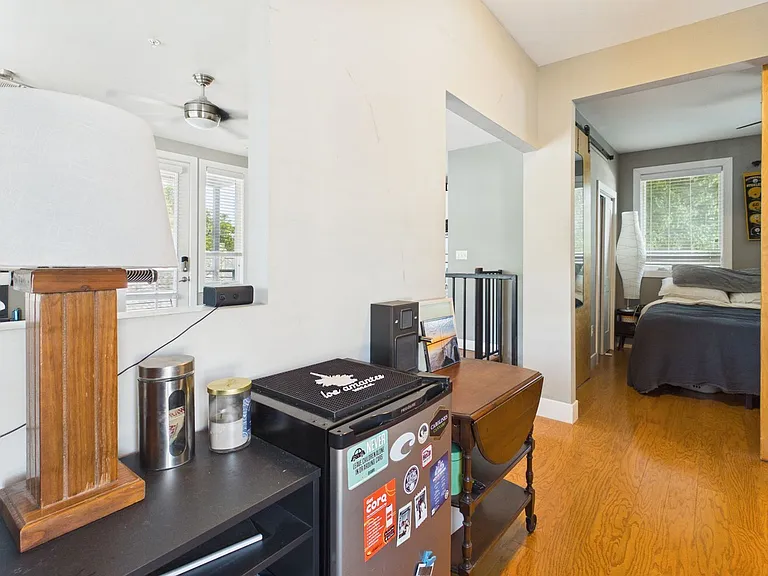 2028 W Cary St #4 — Photo 11