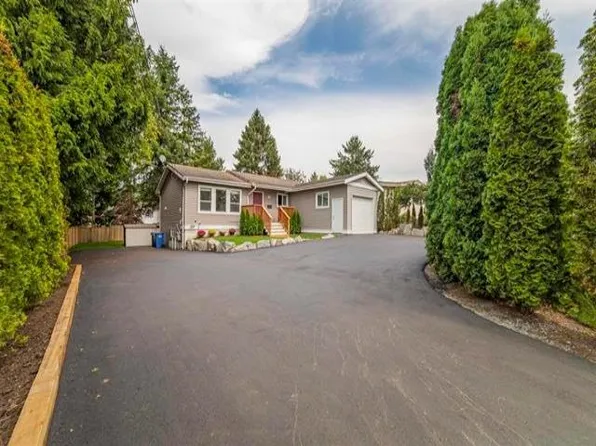 34649 Marshall Rd, Abbotsford, BC V2S 1M4