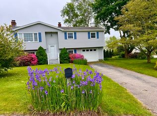 41 Sachem Rd, Groton, CT 06340