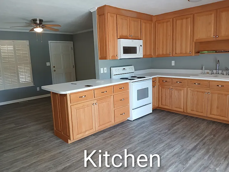 140 Horseshoe Dr — Photo 4