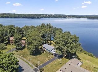 42 Reservoir Dr, Danvers, MA 01923