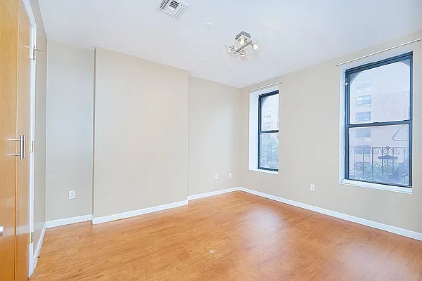 Rented by Keller Williams NYC | media 13