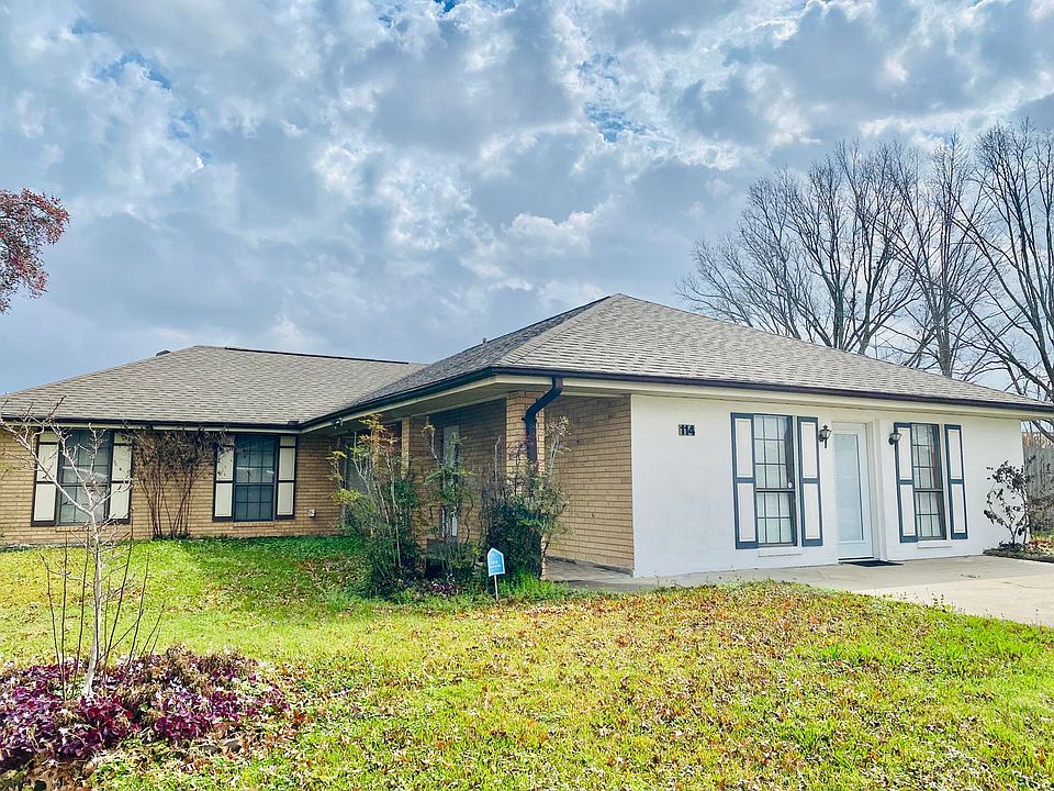 1st image of 114 Saint Nicholas Dr