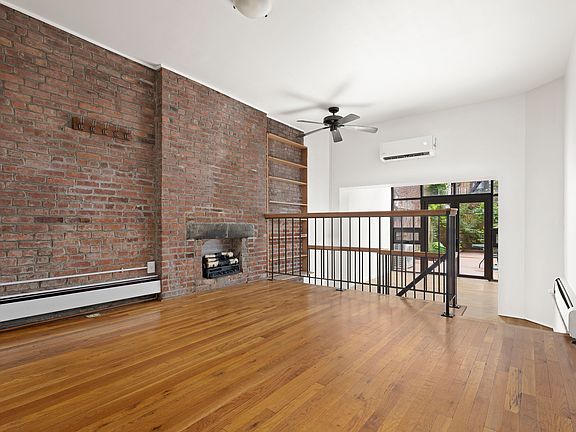 3rd image of 410 W 25th St APT 1C