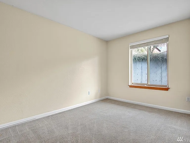 4425 Greenwood Ave N #1005 — Photo 7