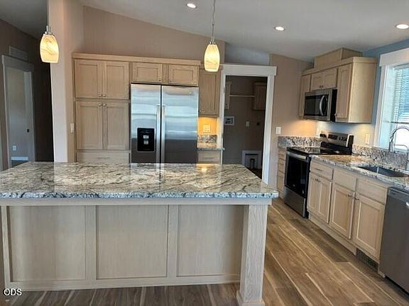 4th image of 333 Mountain View Dr Unit 104