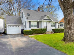 2008 S Airport Rd, Peoria, IL 61607