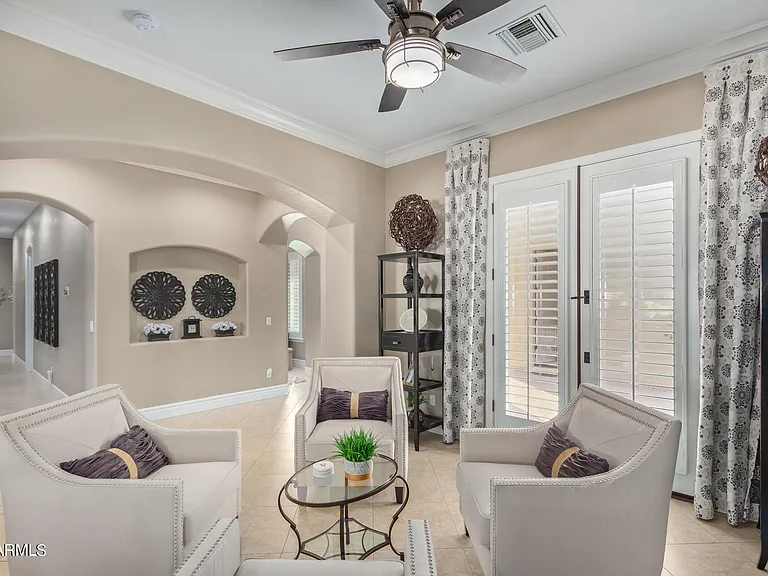 885 W Palo Brea Dr — Photo 24