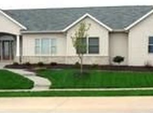 6104 Marquette St, Davenport, IA 52806