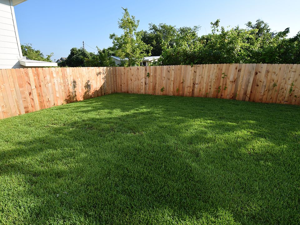 Private Fenced Backyard